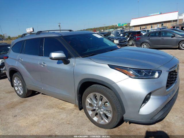 Toyota Highlander Limited Image 17