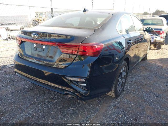 Kia Forte Lxs Image 2