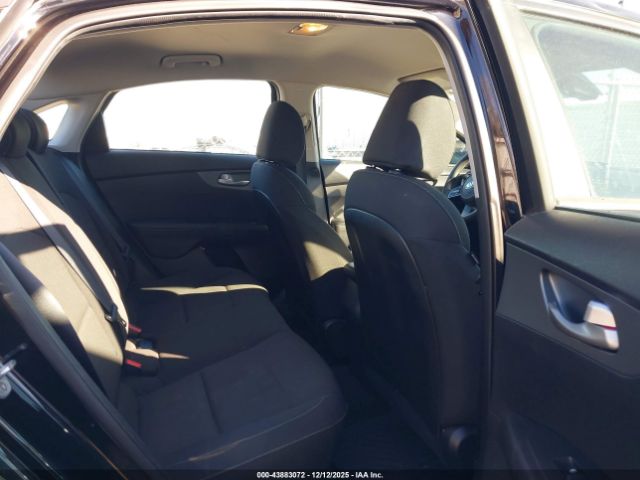 Kia Forte Lxs Image 8