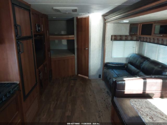 Prime Time Avenger Image 10