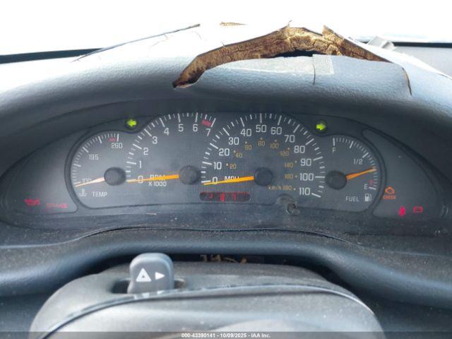 Pontiac Sunfire Image 6