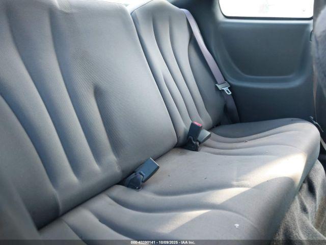 Pontiac Sunfire Image 4