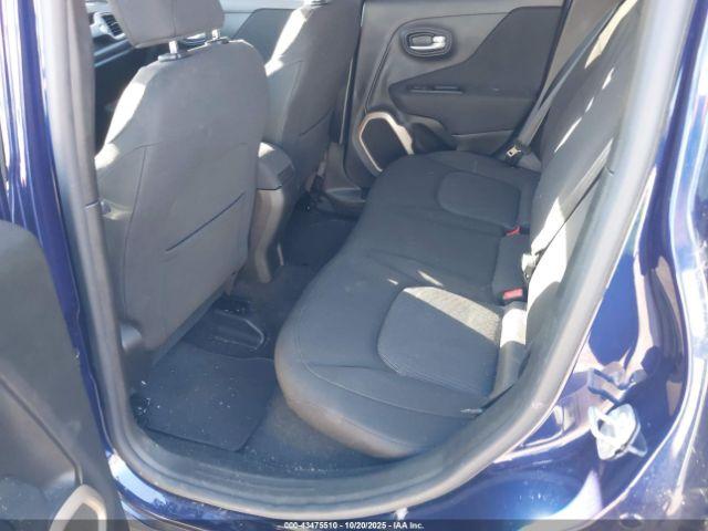 Jeep Renegade Latitude Image 5