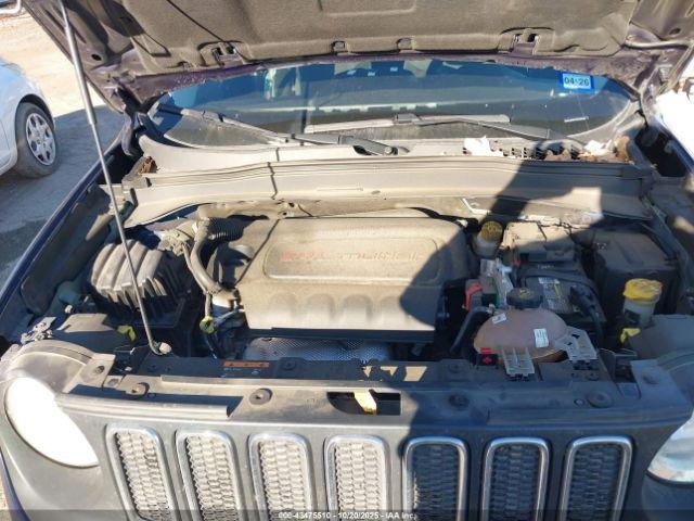 Jeep Renegade Latitude Image 4