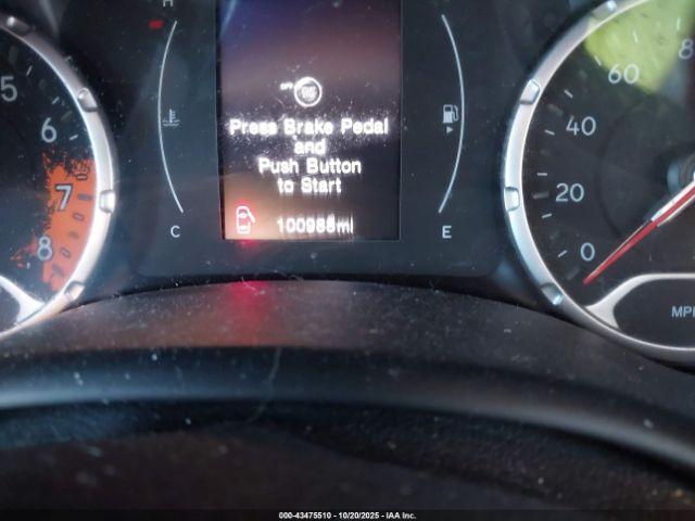 Jeep Renegade Latitude Image 11