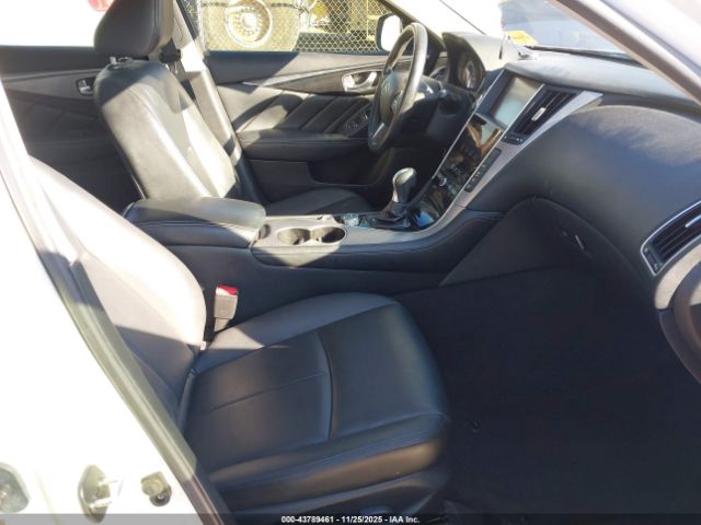 INFINITI Q50 2.0t Base Image 6