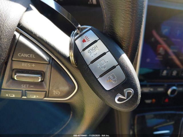 INFINITI Q50 2.0t Base Image 17