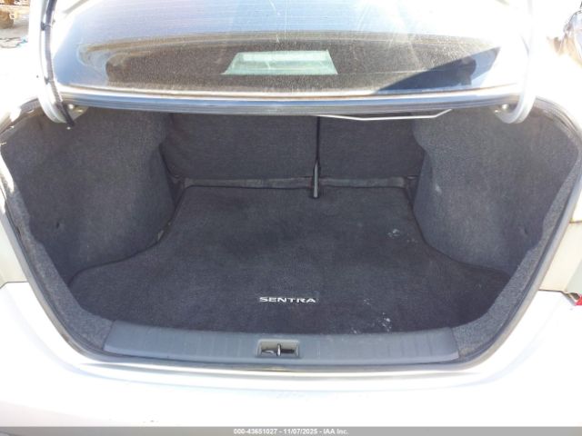 Nissan Sentra Sv Image 4