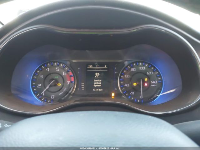 Chrysler 200 S Image 6