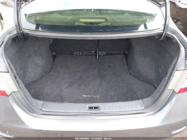 Nissan Sentra Sv Image 2