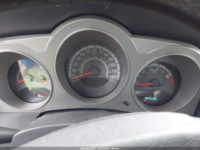 Dodge Avenger Image 5