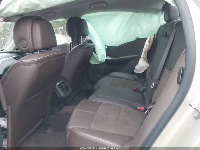 Chevrolet Impala 2lt Image 11