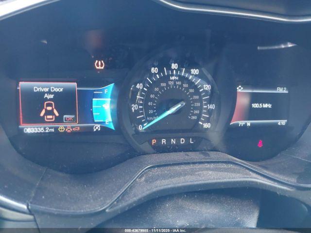 Ford Fusion Se Image 9