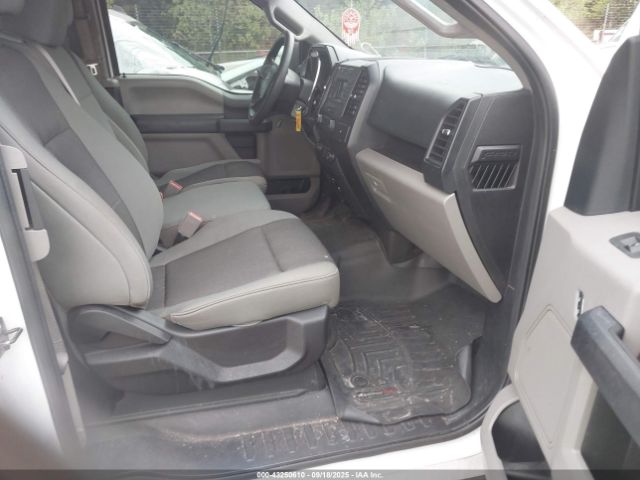 Ford F-150 Xl Image 4