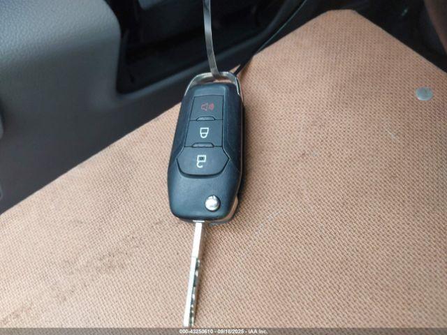 Ford F-150 Xl Image 8