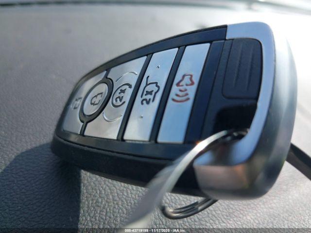 Ford Escape Sel Image 3