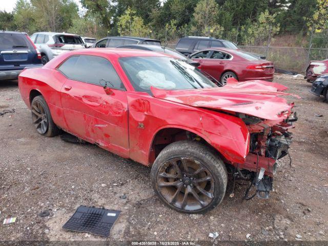  Salvage Dodge Challenger