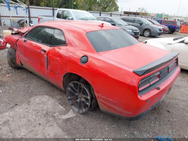 Dodge Challenger Image 2