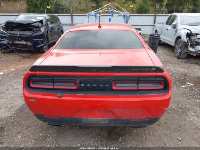 Dodge Challenger Image 13