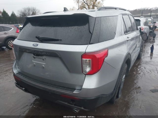 Ford Explorer Xlt Image 4