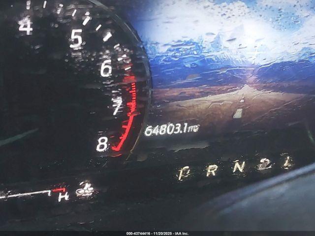 Ford Explorer Xlt Image 7