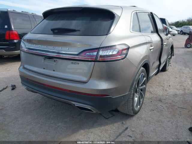 Lincoln Nautilus Reserve Image 3