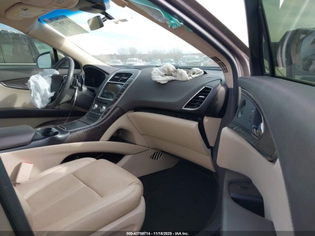 Lincoln Nautilus Reserve Image 4